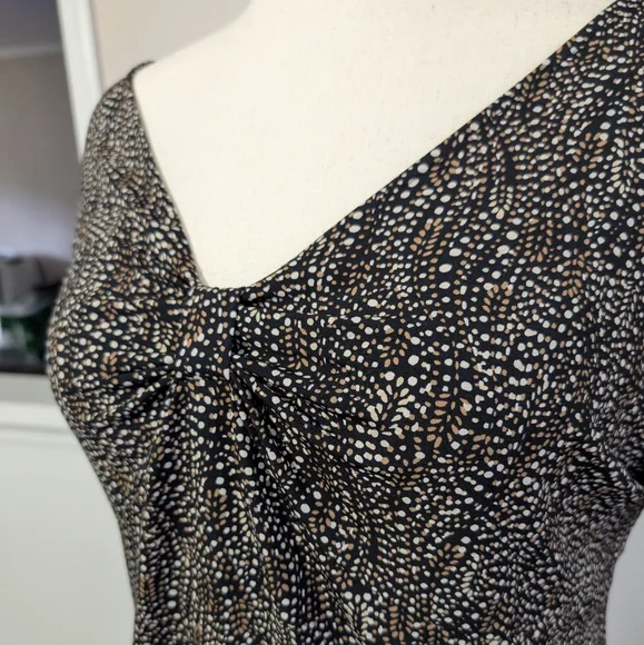 2/$10 Women's Fitted Blouse - Picture 3 of 7